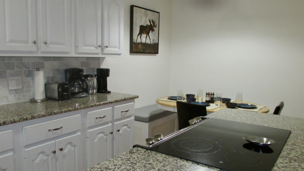 Fully equipped kitchen with granite countertops
