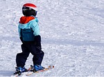 snow, winter, pleasure, cold, skier, sports, safety goggles, active, ski slope, ice cream, ski, to ski, winter sports, nature, white, leisure time, piste, child, snowsuit, human